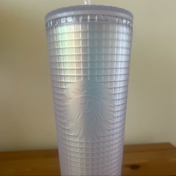 NWT Starbucks 2022 Iridescent Unicorn White Grid Venti 24oz Tumbler ✨ - Picture 3 of 6